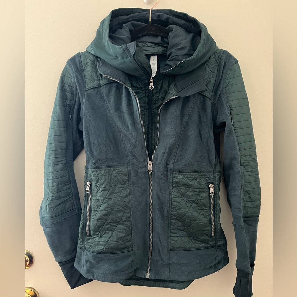 lululemon fleece run jacket size 6